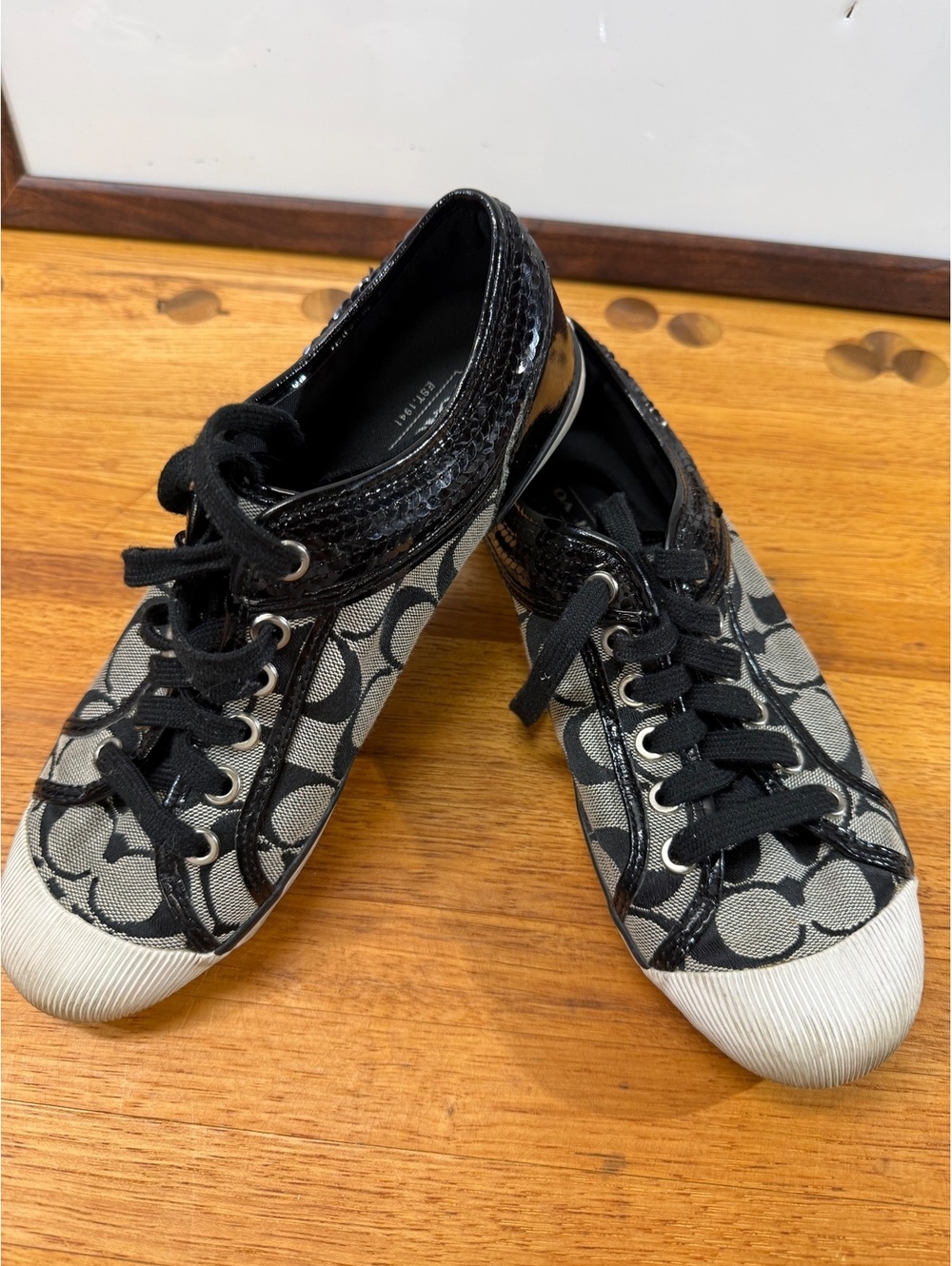 Coach Women's "Zorra" Signature C Monogram Sneakers. size 8. Sequence